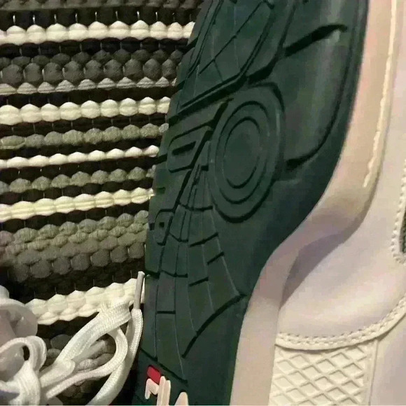 Men’s Fila white leather/ synthetic sneakers size11.5 NWOT. Teratach 600 - Picture 7 of 7